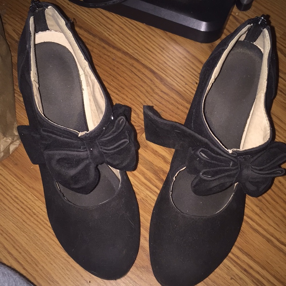 black heels size 8